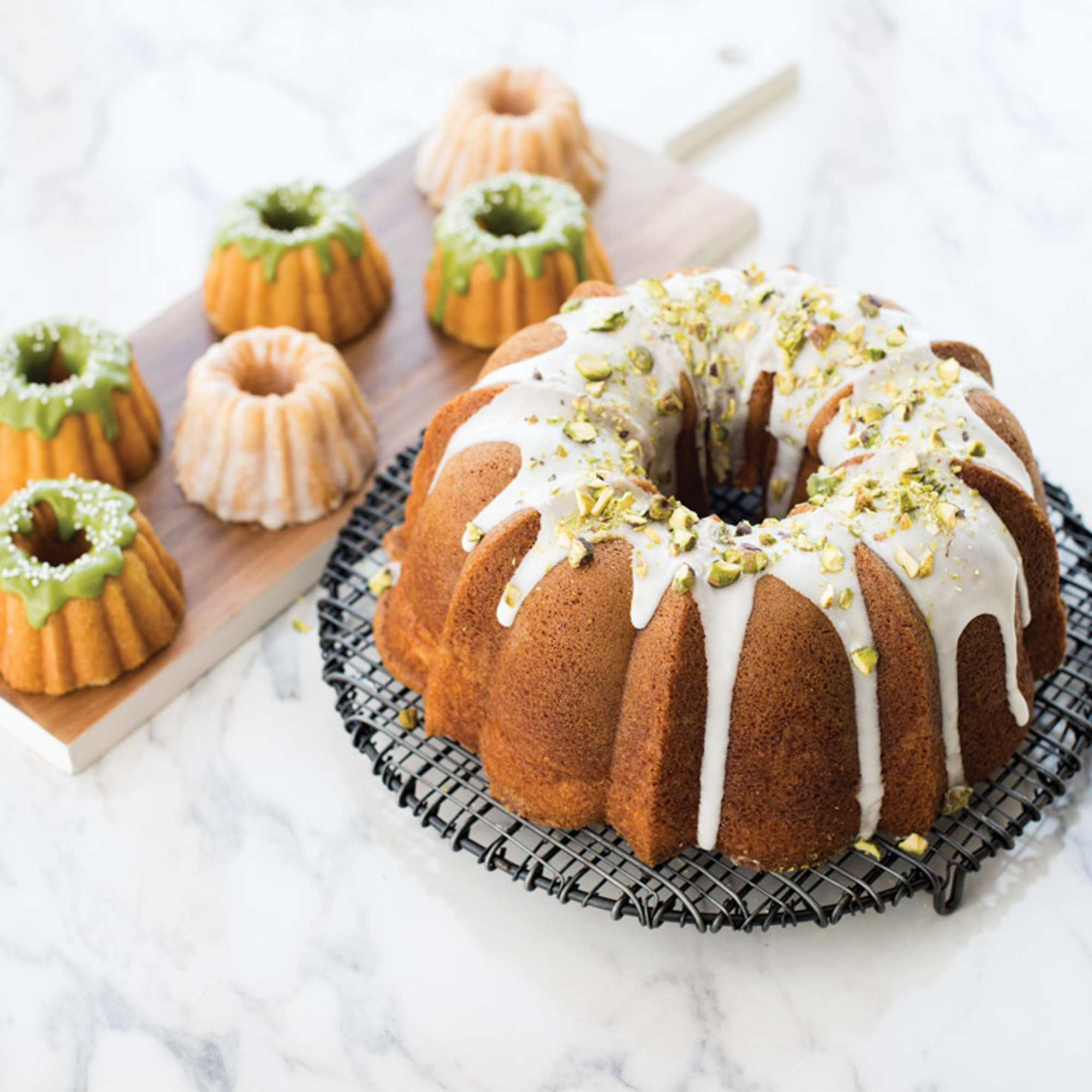 Moule à gâteau Bundt® Original Silver avec poignées