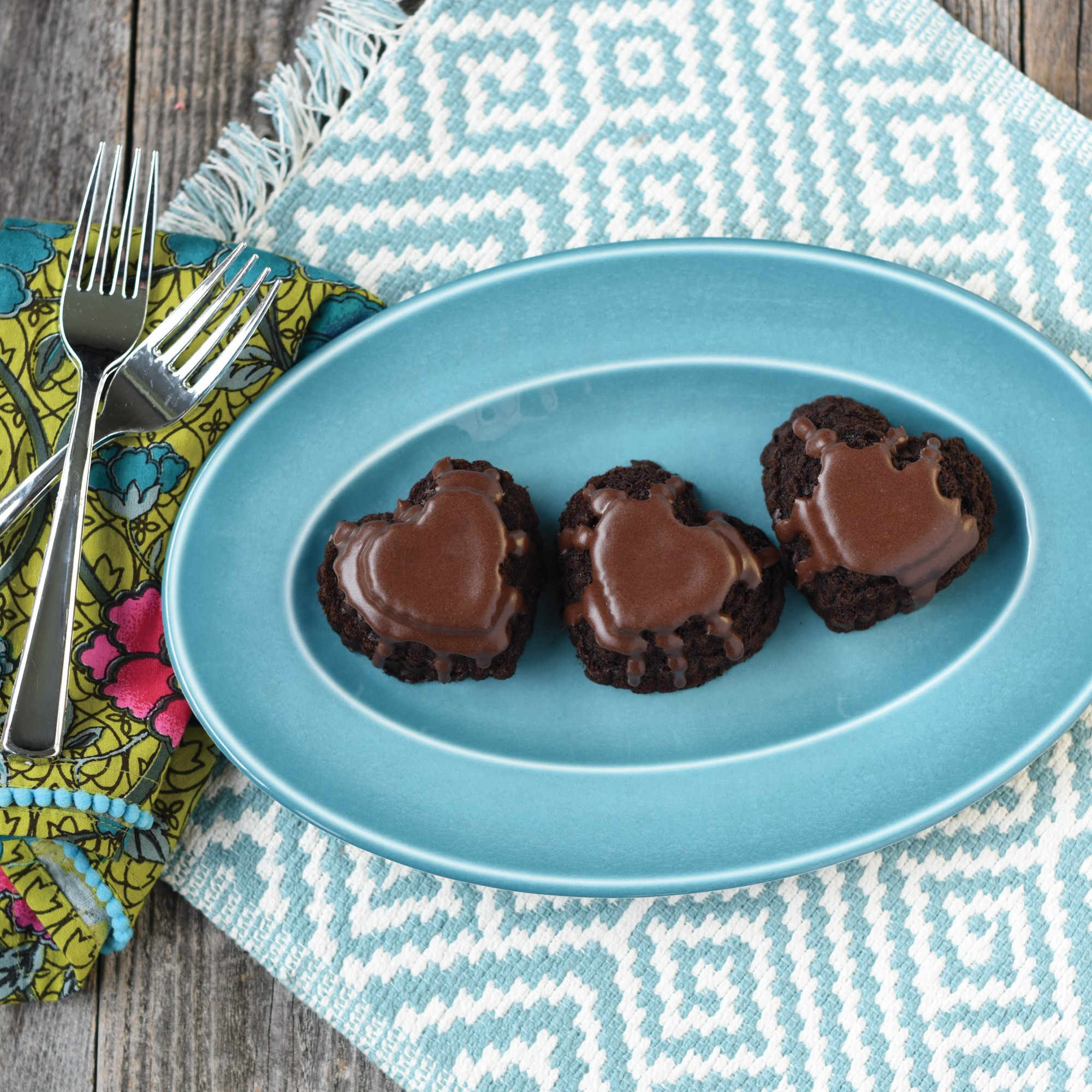 Moule à gâteau 6 mini cœurs à étages Toffee