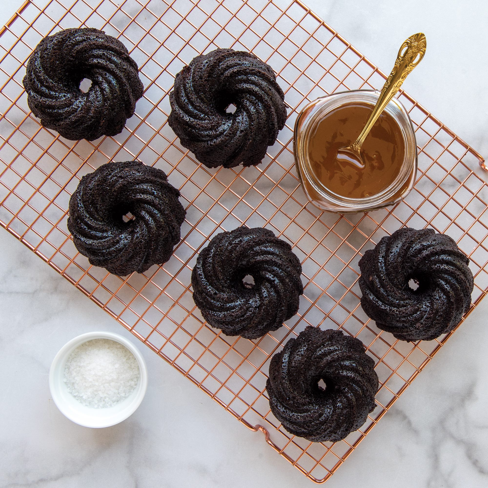 Moule à gâteau 6 mini Bundt® Tourbillon Gold