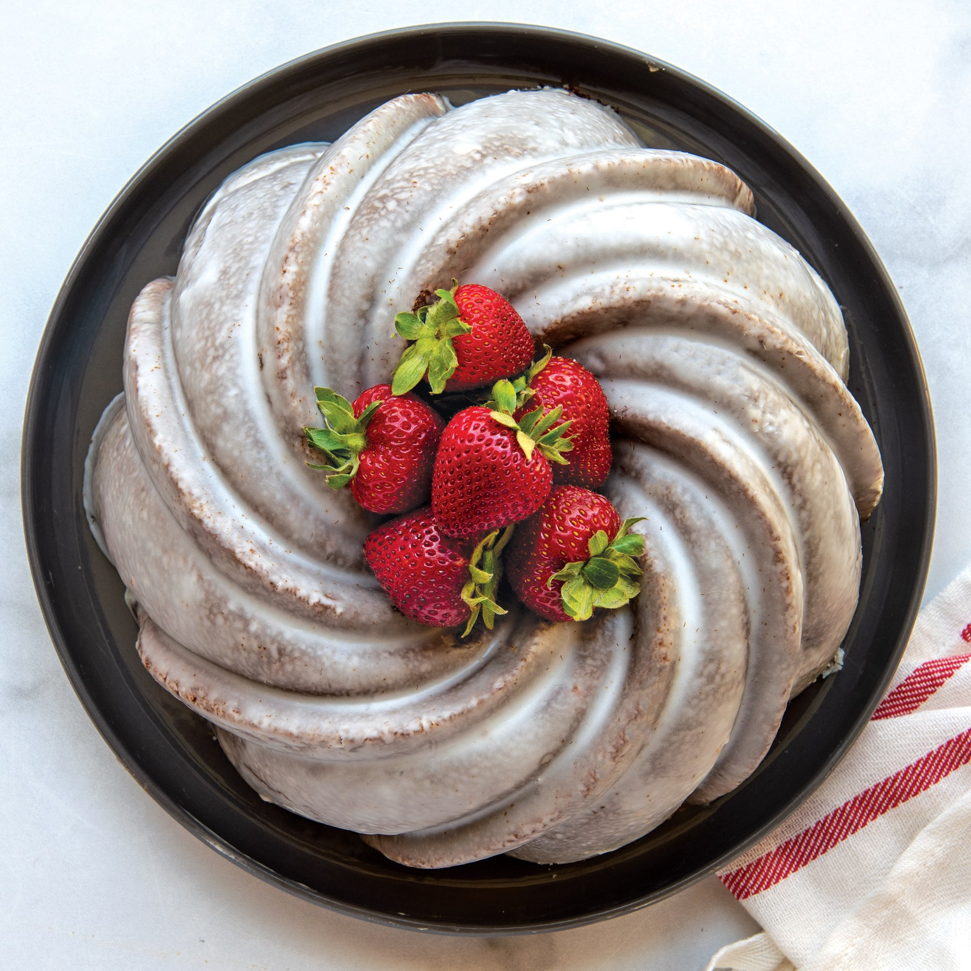 Moule à gâteau Bundt® Tourbillon Gold