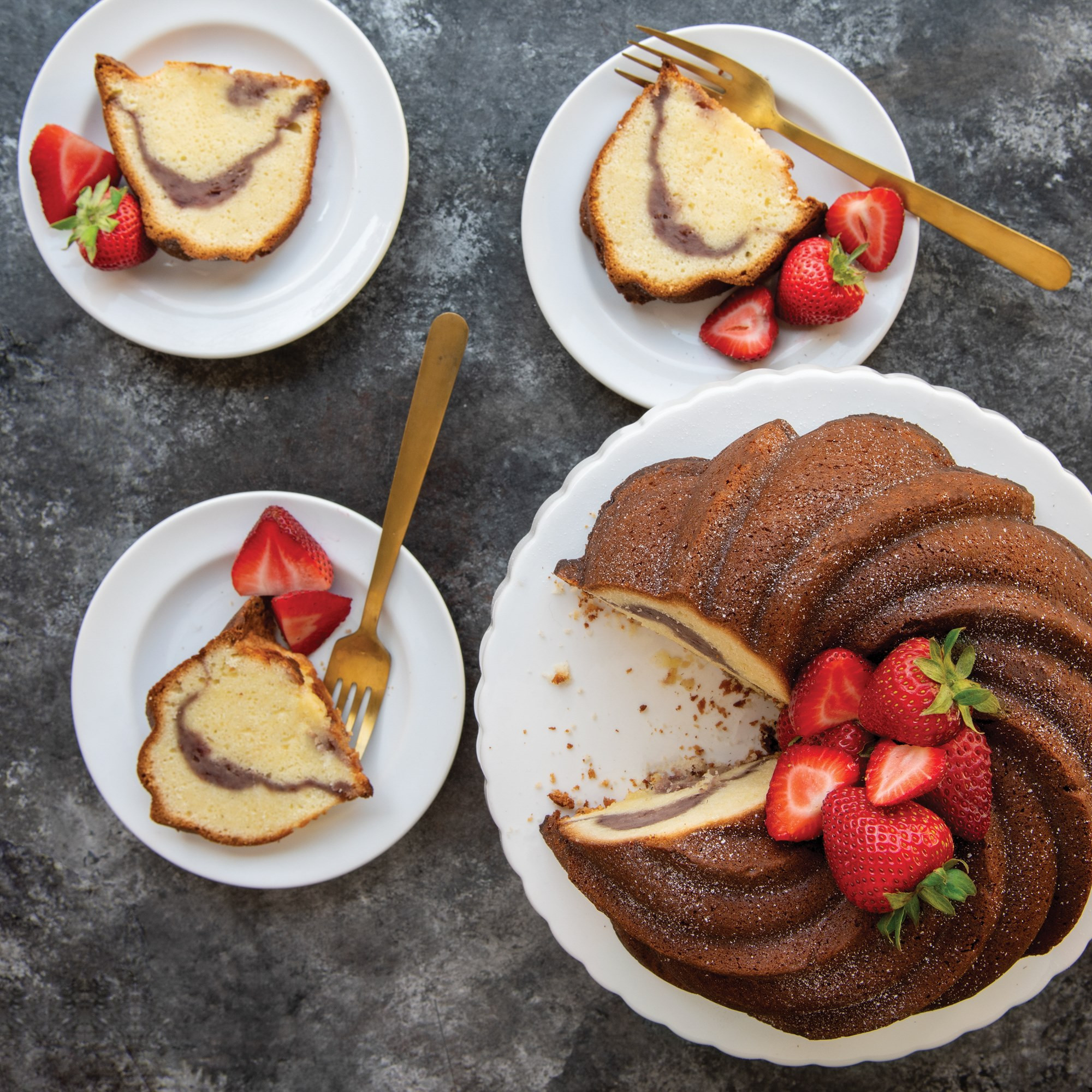 Moule à gâteau Bundt® Tourbillon Gold