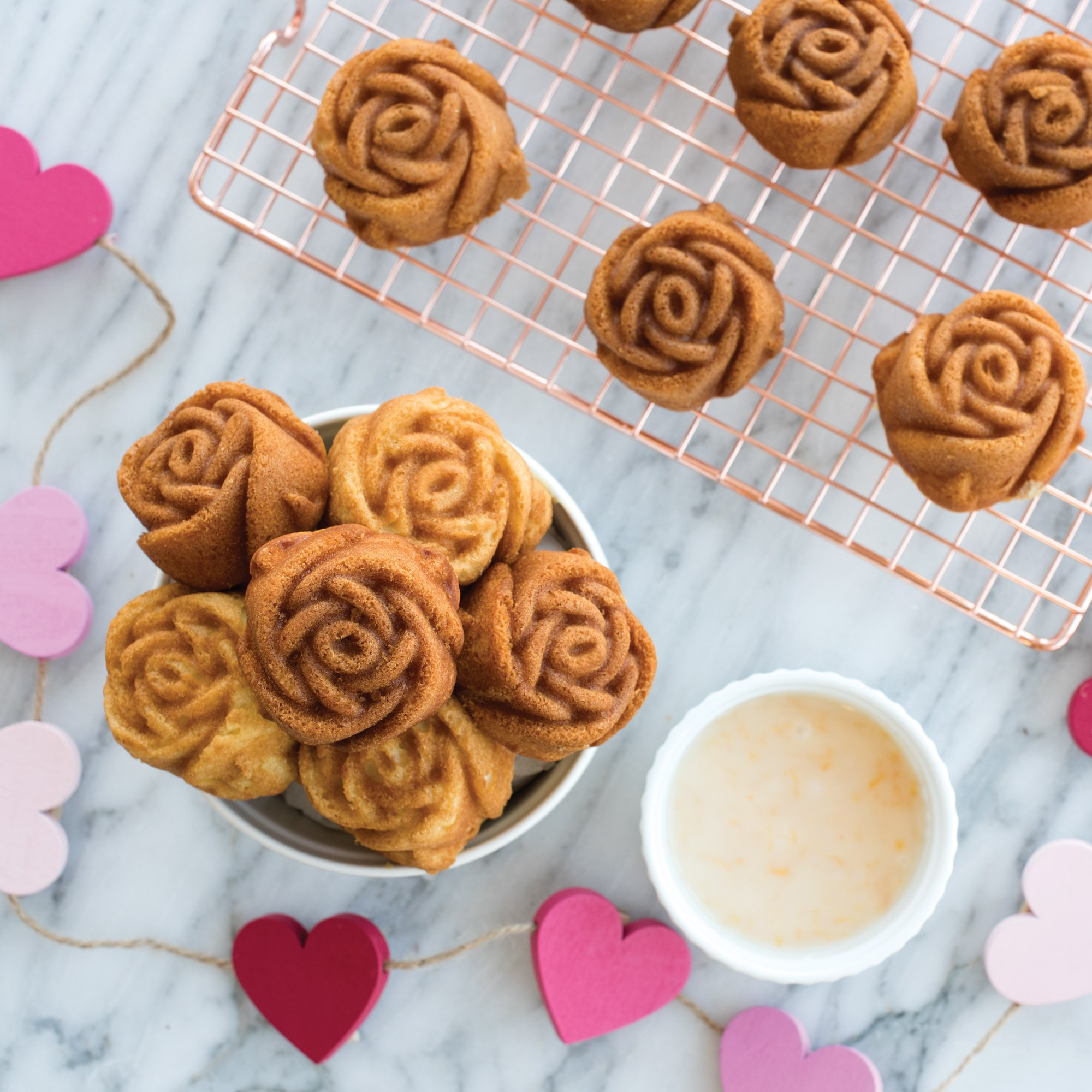 Moule à gâteau 6 mini roses Toffee