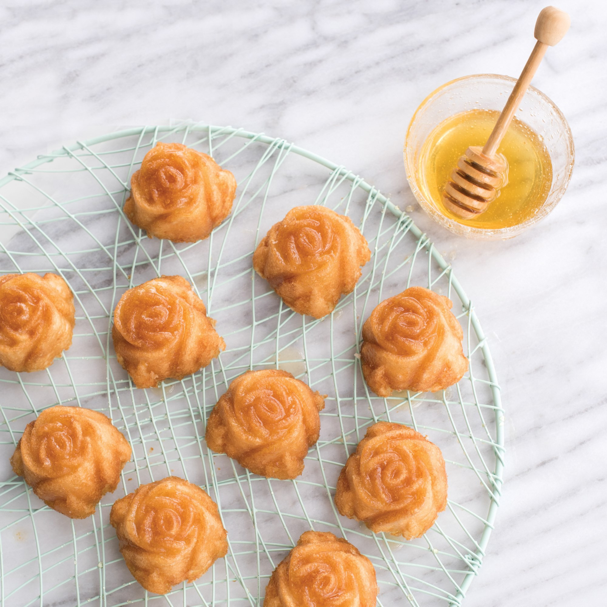 Moule à gâteau 6 mini roses Toffee