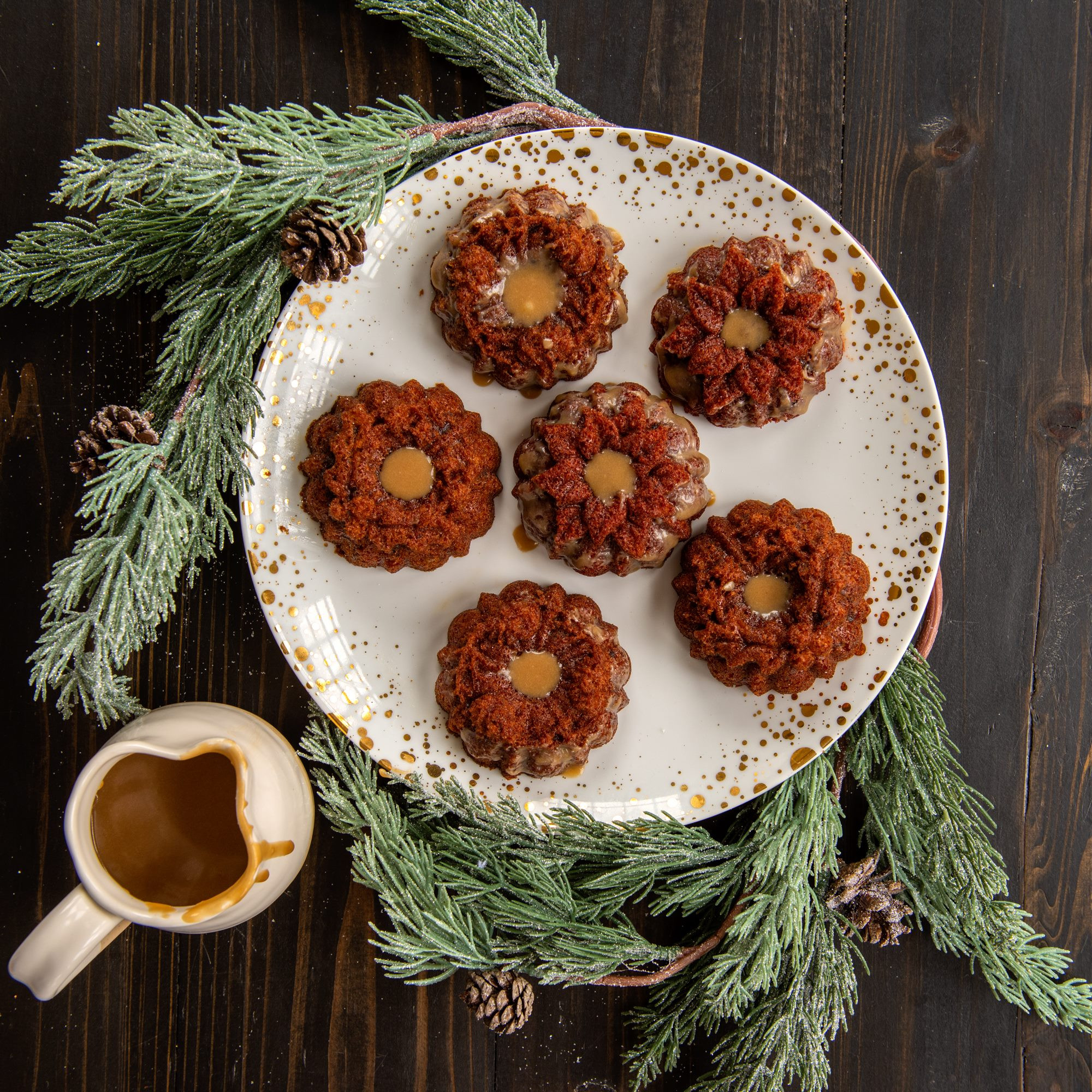 Moule à gâteau 6 mini couronnes de Noël Silver