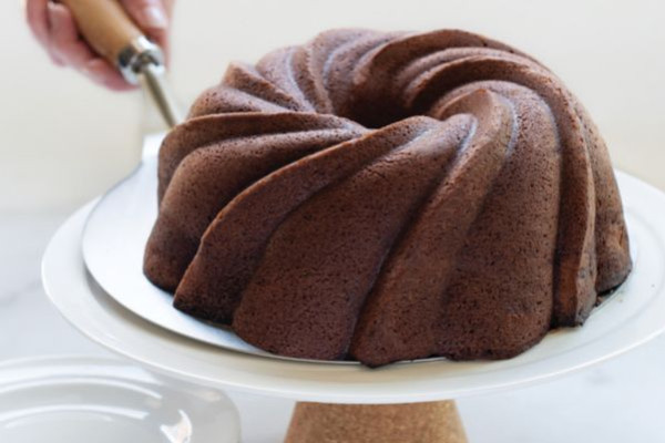 Recette : Le Bundt® Cake au Chocolat par TheFrenchPatissier